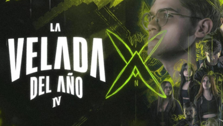 La Velada del Año IV: Cómo Twitch y el "Gaming" están en el foco de las nuevas generaciones Cartel promocional de «La Velada del Año IV» en el que aparece una «X» verde neón con el perfil de un hombre con gafas y varias figuras de fondo.